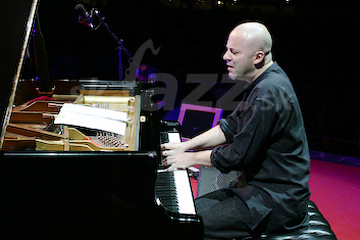 Stefano Battaglia