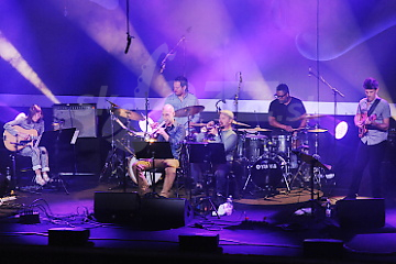 Tomas Fujiwara Sextet © Patrick Španko