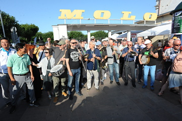 Pred slávnym Molom © Patrick Španko
