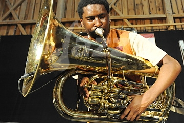 Theon Cross © Patrick Španko