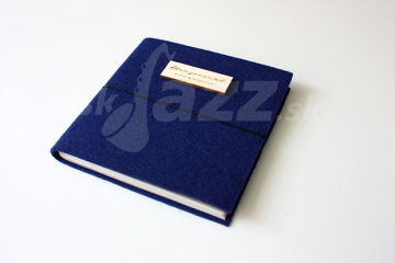 Blue journal © Laura Belišová