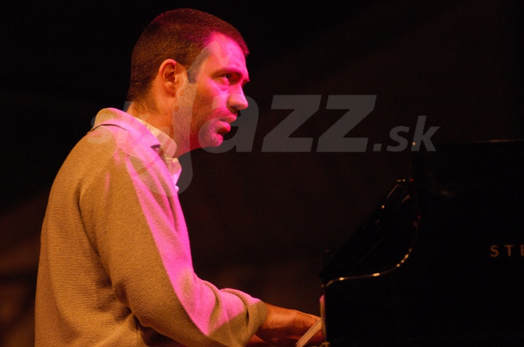 Andrea Pozza, Enrico Rava Quintet, Saalfelden Jazz Festival 2004 © Patrick Španko