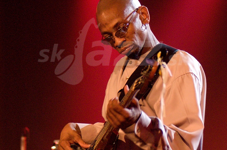 ggie Washington, RH Factor, Leverkusener Jazztage 2003 © Patrick Španko