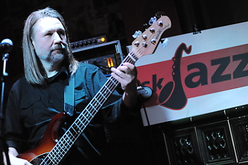 BA: Svetový jazz s Martinom Valihorom !!!
