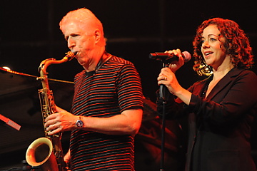 Bob Mintzer a Luciana Souza © Patrick Španko