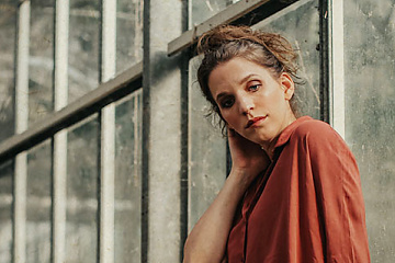 Luisa Sobral, archív