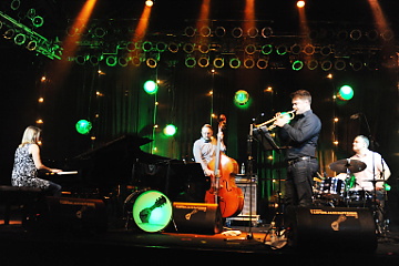 Sunna Gunnlaugs Trio a Verneri Pohjola © Patrick Španko