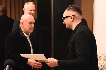Odovzdávanie ceny ... © Patrick Španko