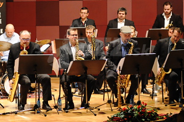 BA: Jazz v divadle Aréna - CZ/SK Big Band Matúša Jakabčica !!!