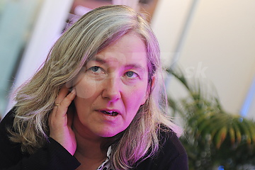 Klaviristka Sunna Gunnlaugs !!!