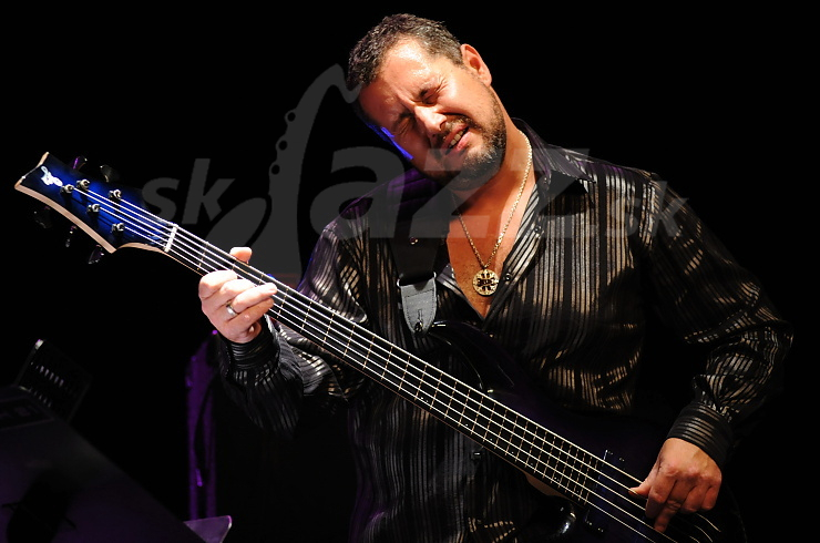 Basgitarista Oskar Rózsa !!!