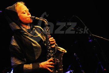 Dánska saxofonistka a improvizátorka Mette Rasmussen !!!